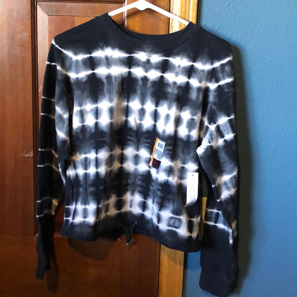 NWT - Medium - Tie Dye Crew Neck Sweater -